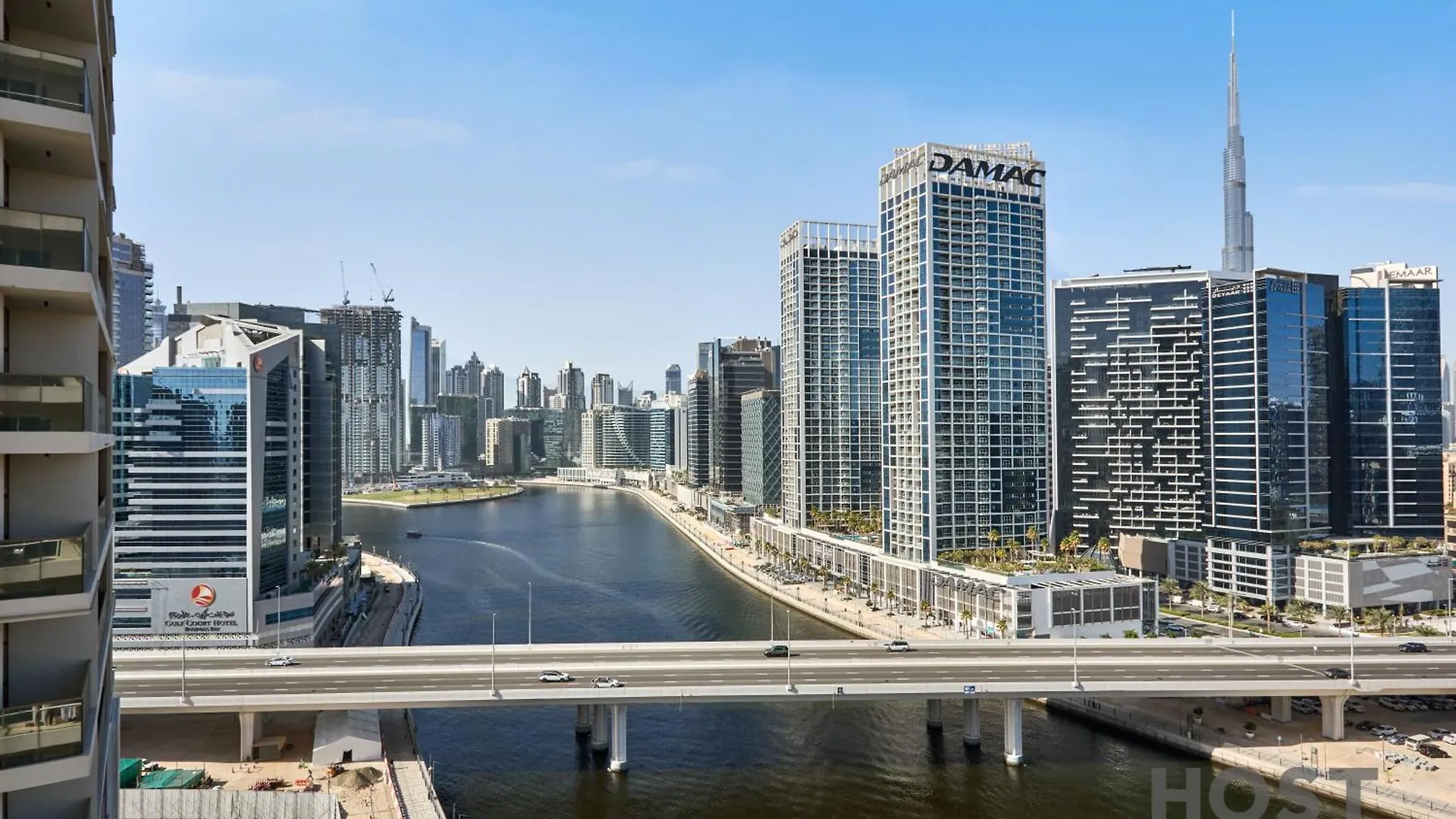 Stylish Renovated 1-Bedroom In Mayfair Residency Dubai Apartment